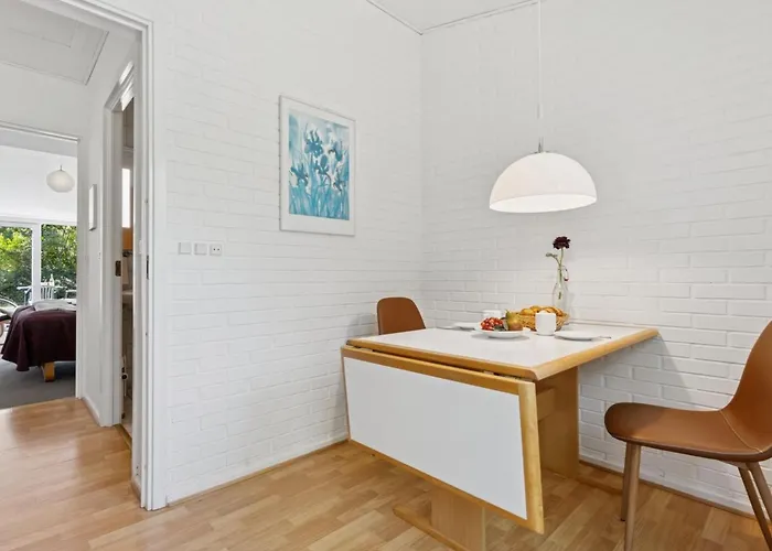 Apartment Bengta - 250m From The Sea By Interhome Neksø